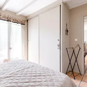 https://la-bastide-de-l-etang.fr-provencehotel.com